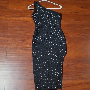 Elegant Black One-Shoulder Dress with Pearl Accents